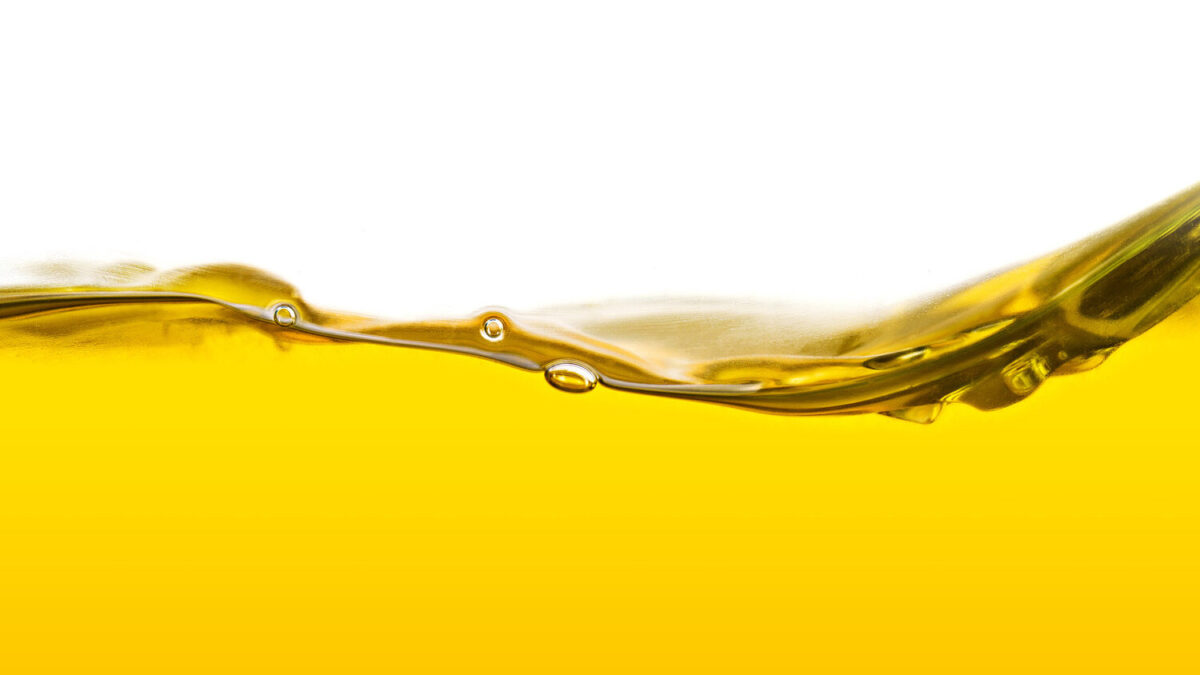 Oli esausti: cosa sono, come smaltirli e cosa dice la legge, Raccolta e Smaltimento Rifiuti | Econova