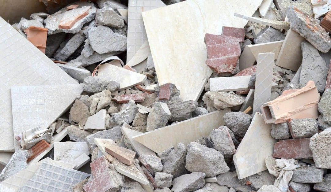 Ristrutturazione casa e regolamentazione per smaltimento macerie, Raccolta e Smaltimento Rifiuti | Econova